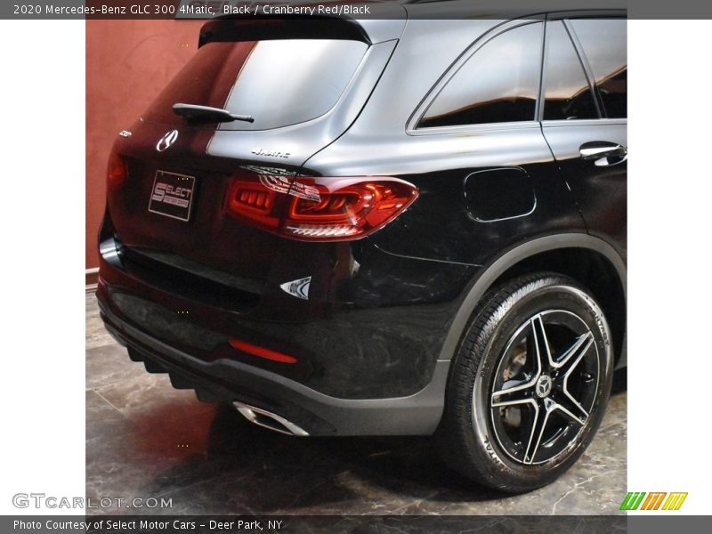 Black / Cranberry Red/Black 2020 Mercedes-Benz GLC 300 4Matic
