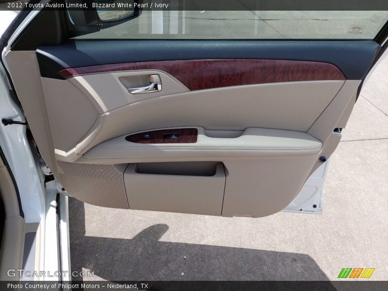Blizzard White Pearl / Ivory 2012 Toyota Avalon Limited