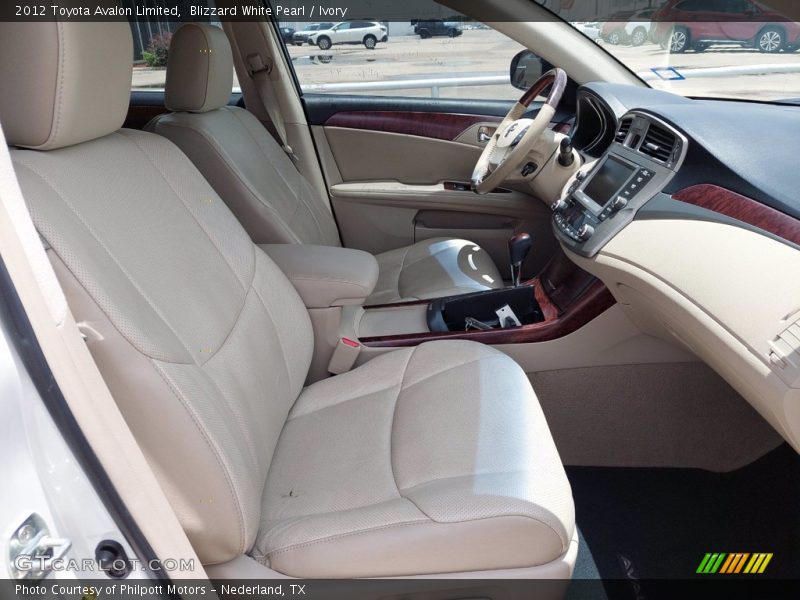 Blizzard White Pearl / Ivory 2012 Toyota Avalon Limited
