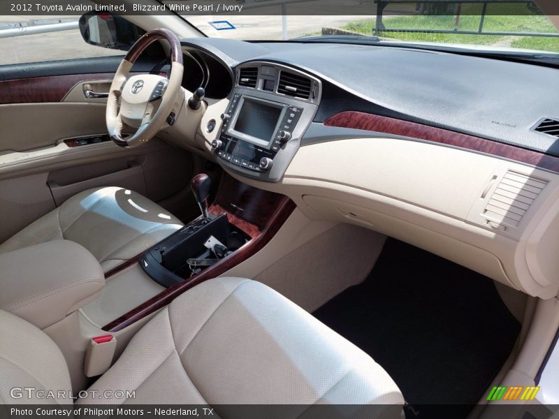 Blizzard White Pearl / Ivory 2012 Toyota Avalon Limited