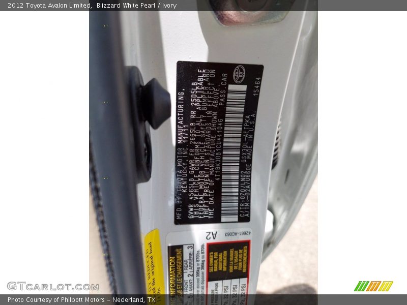 Blizzard White Pearl / Ivory 2012 Toyota Avalon Limited