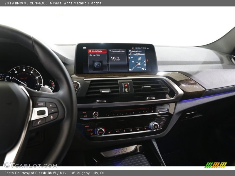 Mineral White Metallic / Mocha 2019 BMW X3 xDrive30i