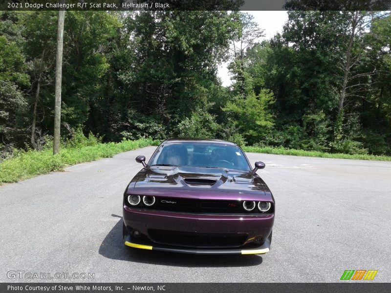 Hellraisin / Black 2021 Dodge Challenger R/T Scat Pack
