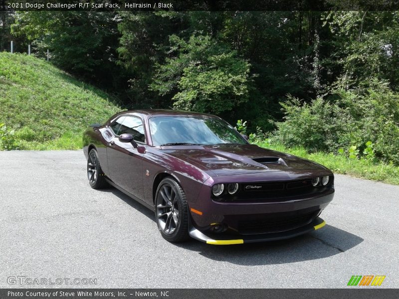 Hellraisin / Black 2021 Dodge Challenger R/T Scat Pack