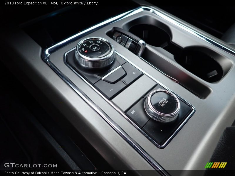 Oxford White / Ebony 2018 Ford Expedition XLT 4x4