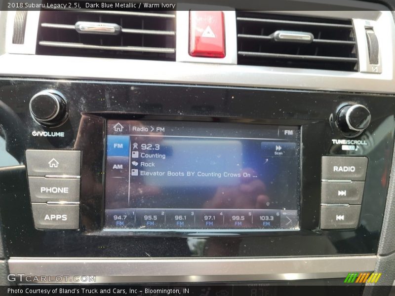 Dark Blue Metallic / Warm Ivory 2018 Subaru Legacy 2.5i