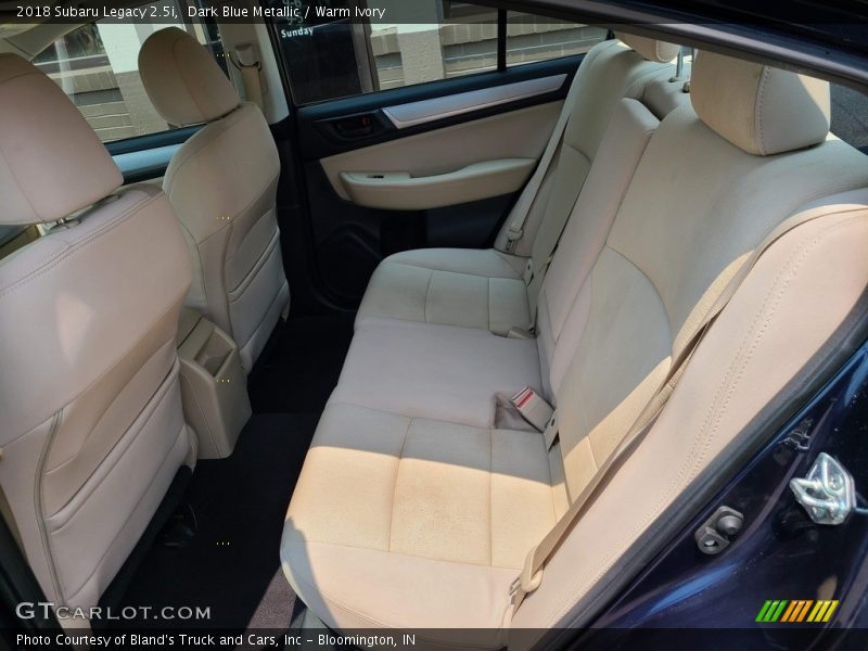 Dark Blue Metallic / Warm Ivory 2018 Subaru Legacy 2.5i