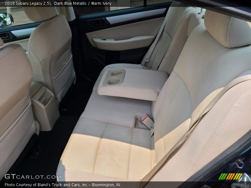 Dark Blue Metallic / Warm Ivory 2018 Subaru Legacy 2.5i