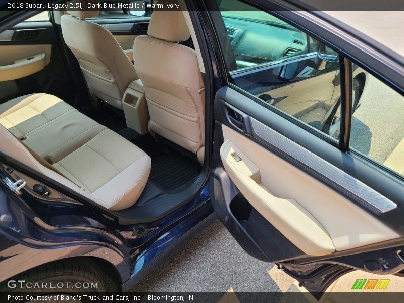 Dark Blue Metallic / Warm Ivory 2018 Subaru Legacy 2.5i