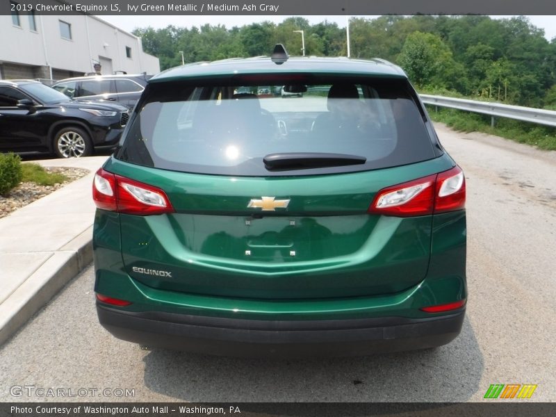 Ivy Green Metallic / Medium Ash Gray 2019 Chevrolet Equinox LS