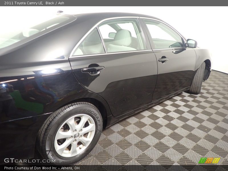 Black / Ash 2011 Toyota Camry LE