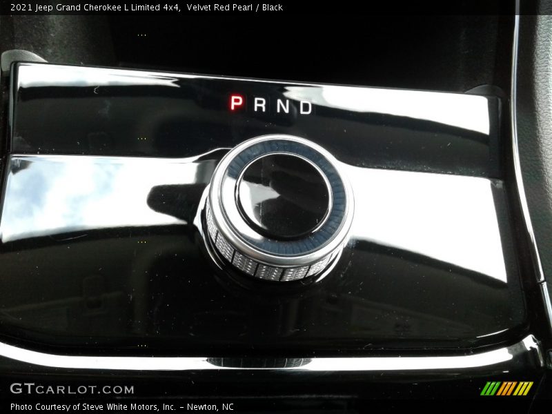 Velvet Red Pearl / Black 2021 Jeep Grand Cherokee L Limited 4x4