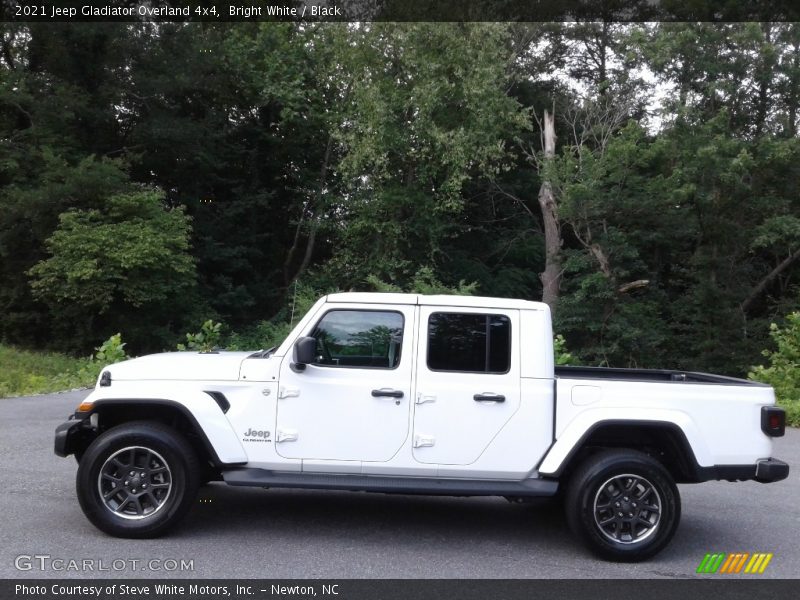 Bright White / Black 2021 Jeep Gladiator Overland 4x4