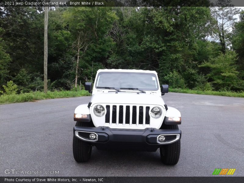 Bright White / Black 2021 Jeep Gladiator Overland 4x4