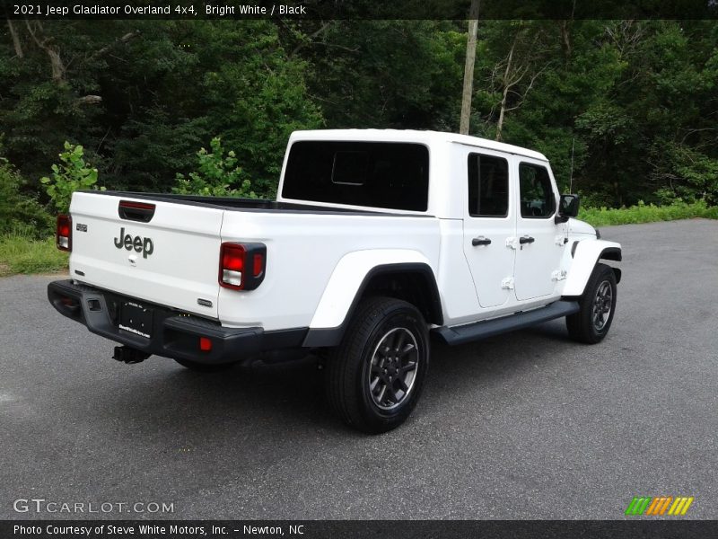 Bright White / Black 2021 Jeep Gladiator Overland 4x4