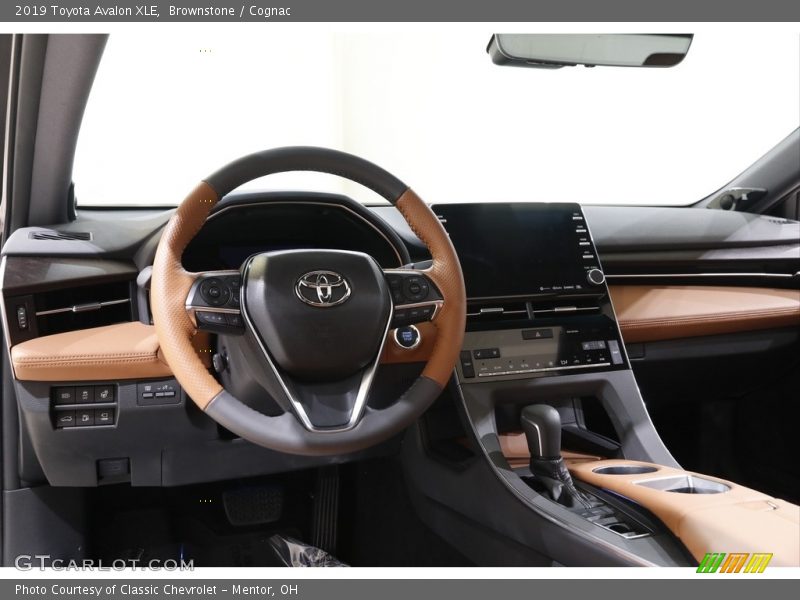 Brownstone / Cognac 2019 Toyota Avalon XLE