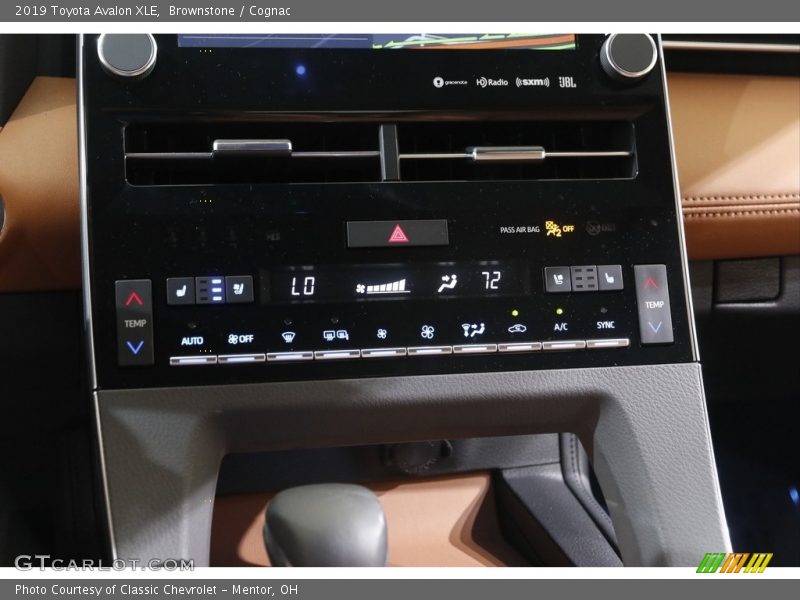 Brownstone / Cognac 2019 Toyota Avalon XLE