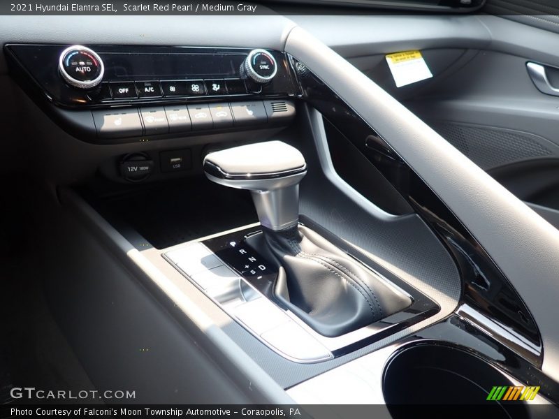 Scarlet Red Pearl / Medium Gray 2021 Hyundai Elantra SEL