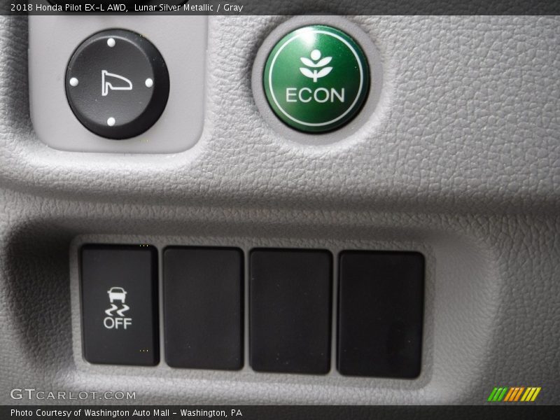 Lunar Silver Metallic / Gray 2018 Honda Pilot EX-L AWD