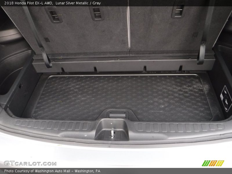 Lunar Silver Metallic / Gray 2018 Honda Pilot EX-L AWD