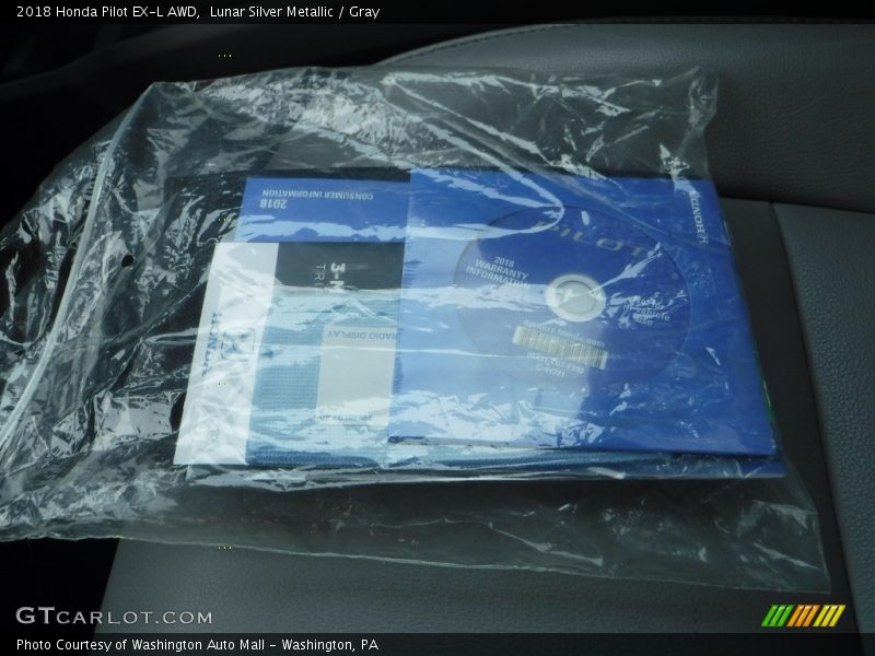 Lunar Silver Metallic / Gray 2018 Honda Pilot EX-L AWD
