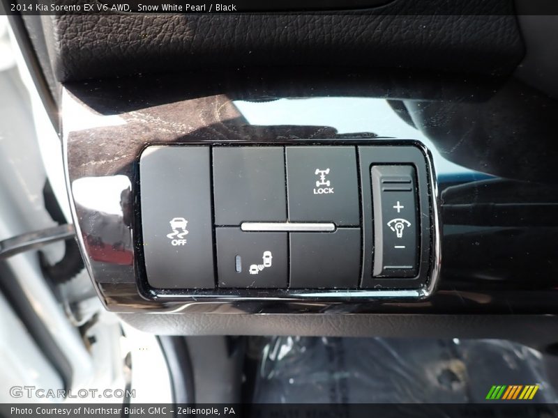 Snow White Pearl / Black 2014 Kia Sorento EX V6 AWD