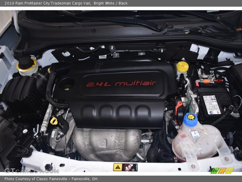 Bright White / Black 2019 Ram ProMaster City Tradesman Cargo Van