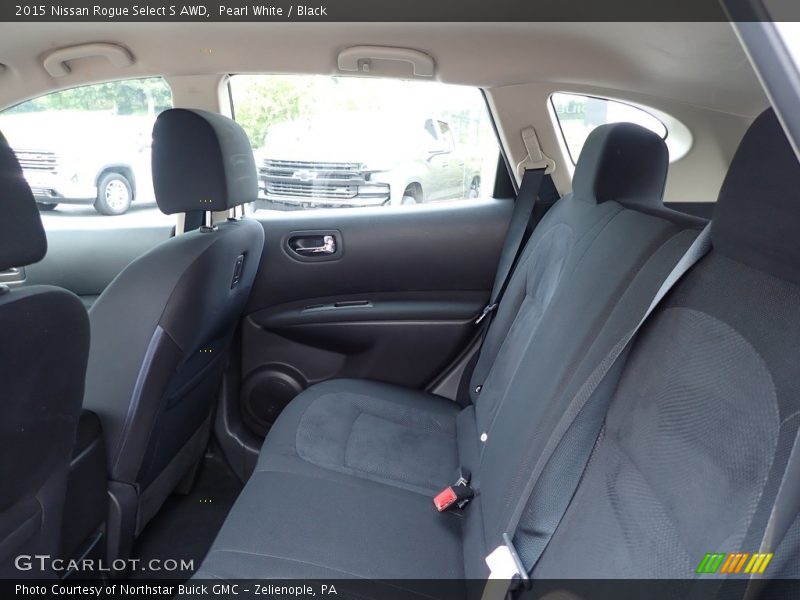 Pearl White / Black 2015 Nissan Rogue Select S AWD