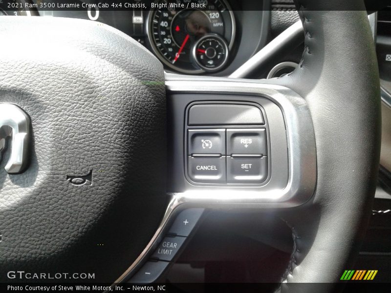 Bright White / Black 2021 Ram 3500 Laramie Crew Cab 4x4 Chassis