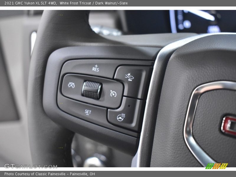White Frost Tricoat / Dark Walnut/­Slate 2021 GMC Yukon XL SLT 4WD