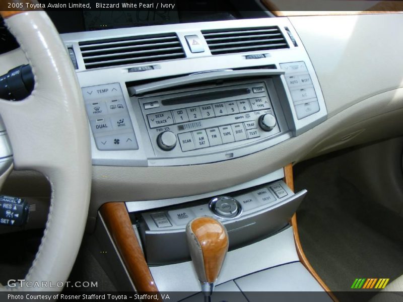 Blizzard White Pearl / Ivory 2005 Toyota Avalon Limited