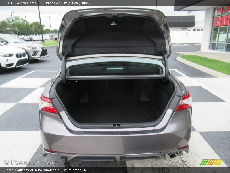 Predawn Gray Mica / Black 2018 Toyota Camry SE