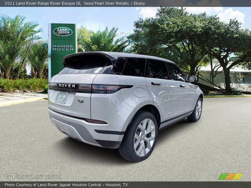 Seoul Pearl Silver Metallic / Ebony 2021 Land Rover Range Rover Evoque SE