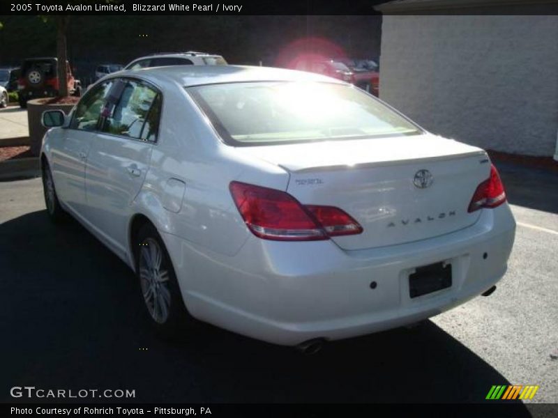 Blizzard White Pearl / Ivory 2005 Toyota Avalon Limited