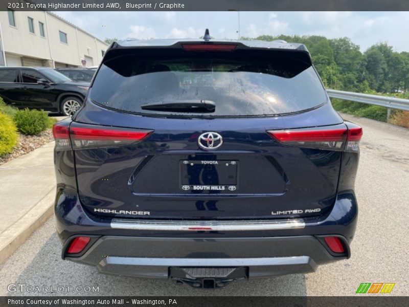 Blueprint / Graphite 2021 Toyota Highlander Limited AWD