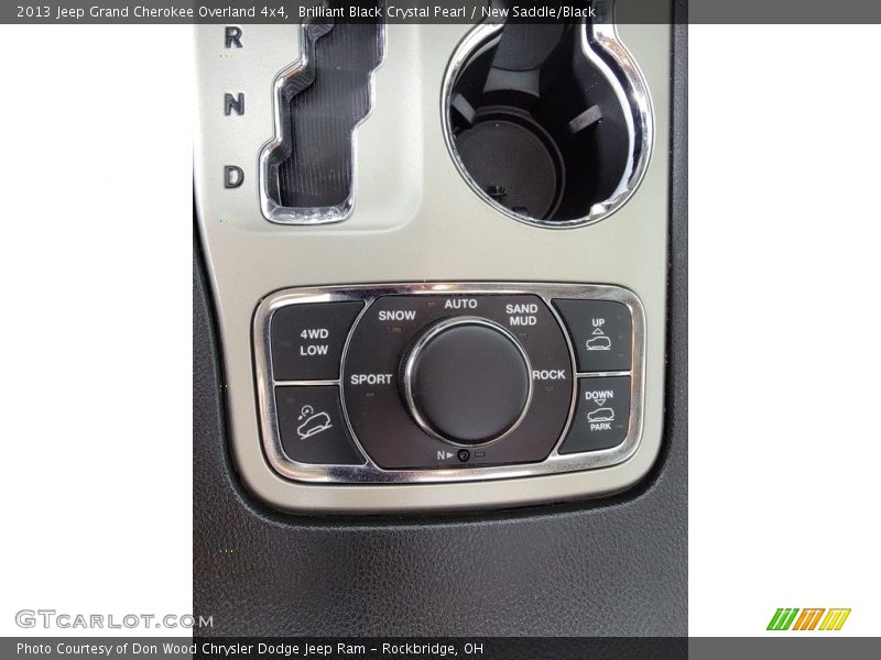 Brilliant Black Crystal Pearl / New Saddle/Black 2013 Jeep Grand Cherokee Overland 4x4