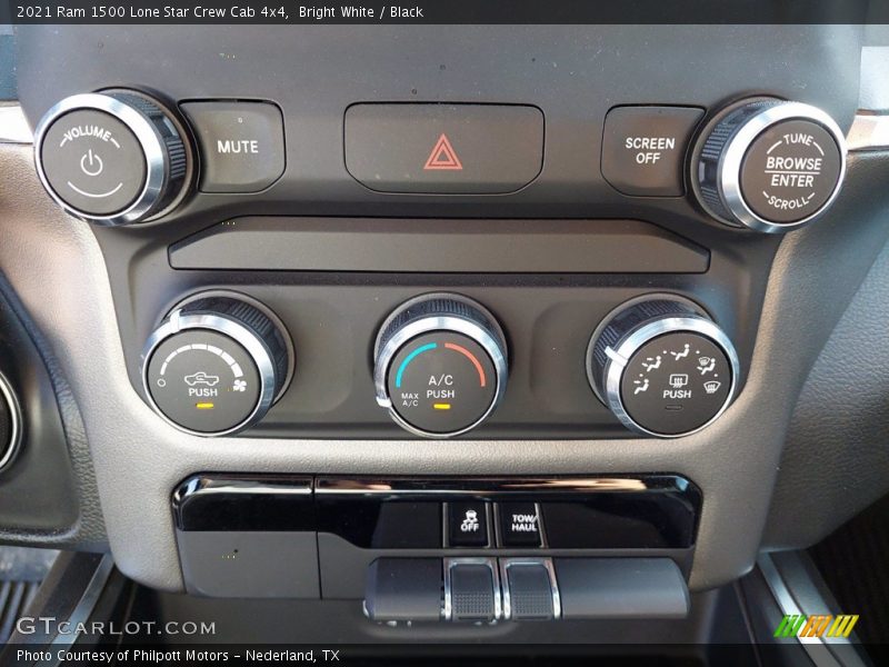 Controls of 2021 1500 Lone Star Crew Cab 4x4