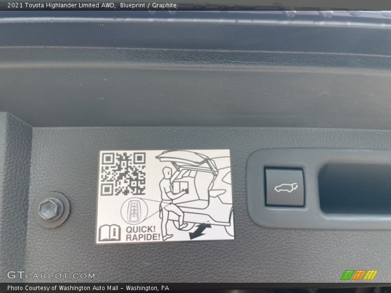 Blueprint / Graphite 2021 Toyota Highlander Limited AWD