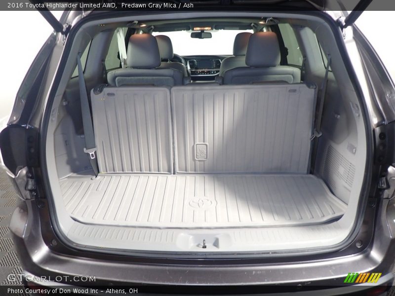 Predawn Gray Mica / Ash 2016 Toyota Highlander Limited AWD