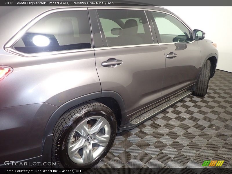 Predawn Gray Mica / Ash 2016 Toyota Highlander Limited AWD