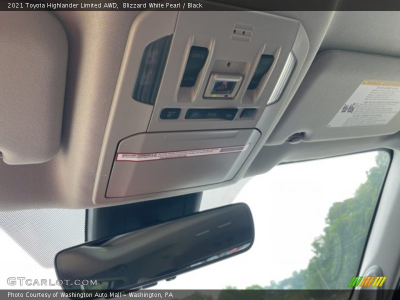 Blizzard White Pearl / Black 2021 Toyota Highlander Limited AWD