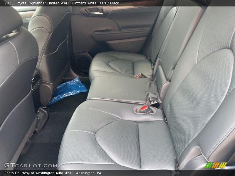 Blizzard White Pearl / Black 2021 Toyota Highlander Limited AWD