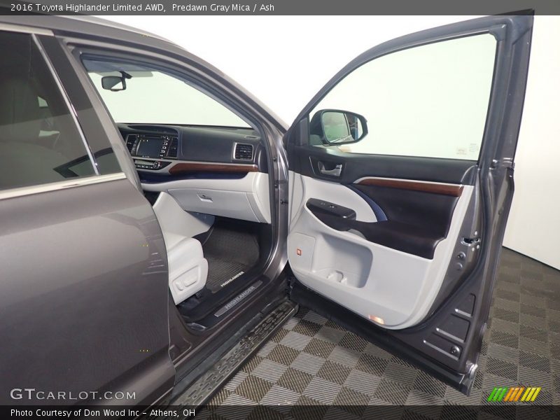 Predawn Gray Mica / Ash 2016 Toyota Highlander Limited AWD