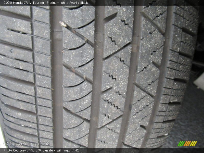 Platinum White Pearl / Black 2020 Honda CR-V Touring