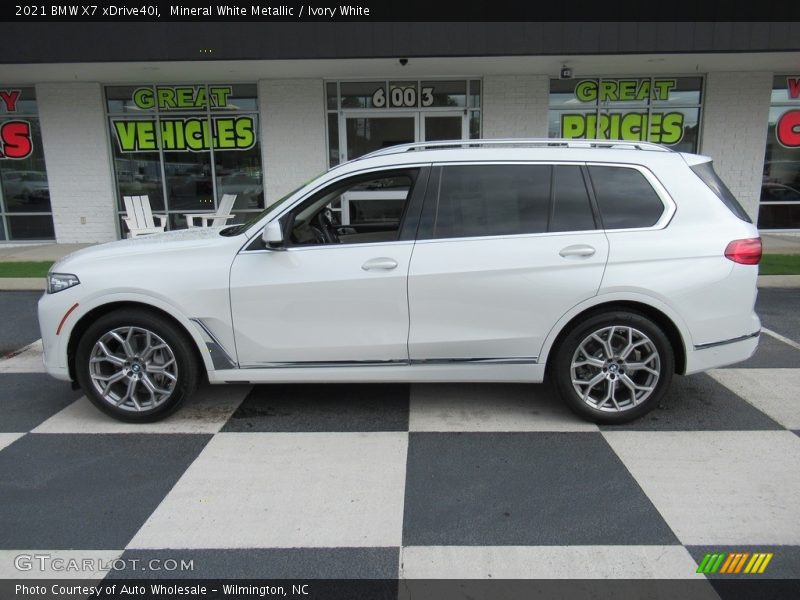 Mineral White Metallic / Ivory White 2021 BMW X7 xDrive40i
