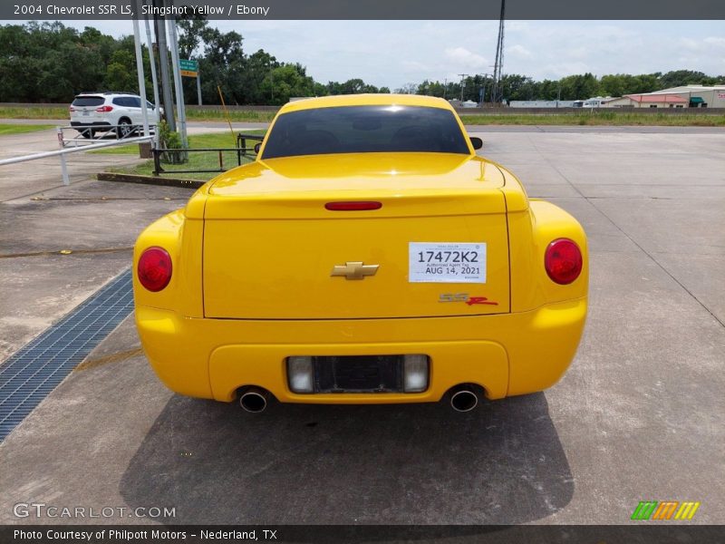 Slingshot Yellow / Ebony 2004 Chevrolet SSR LS
