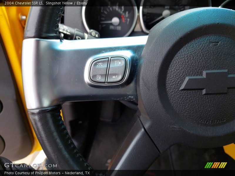 Slingshot Yellow / Ebony 2004 Chevrolet SSR LS