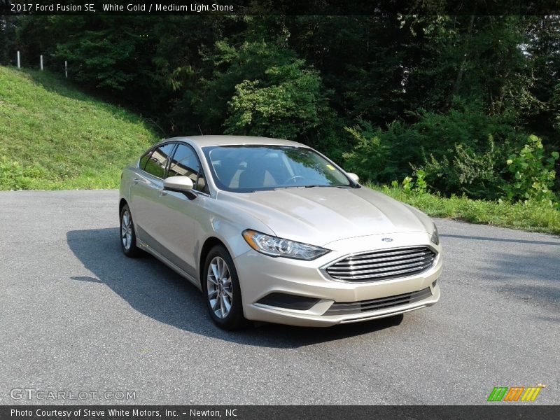 White Gold / Medium Light Stone 2017 Ford Fusion SE