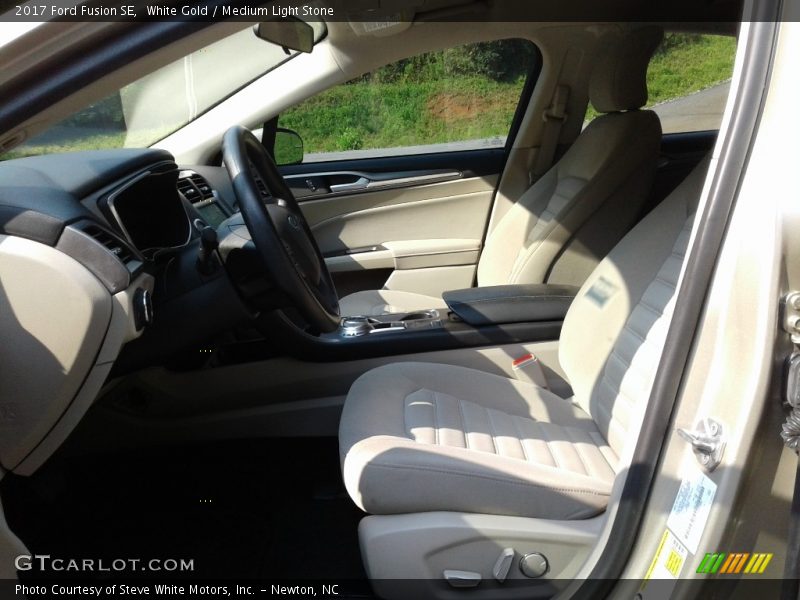 White Gold / Medium Light Stone 2017 Ford Fusion SE