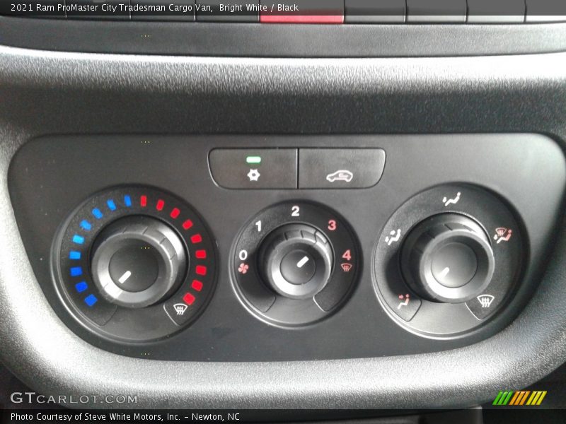 Controls of 2021 ProMaster City Tradesman Cargo Van
